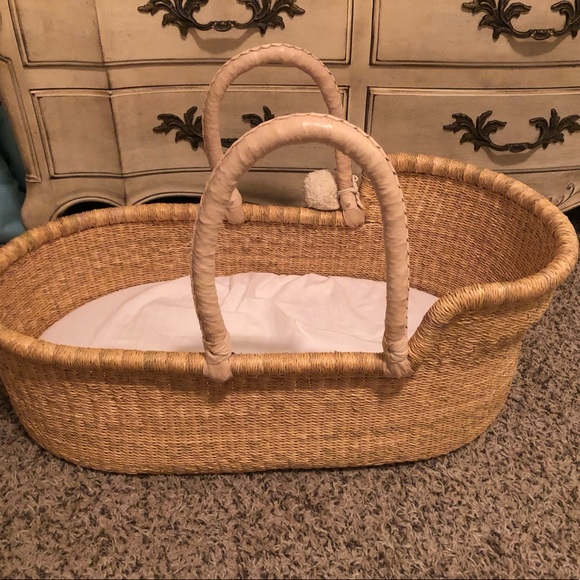 plum and sparrow moses basket